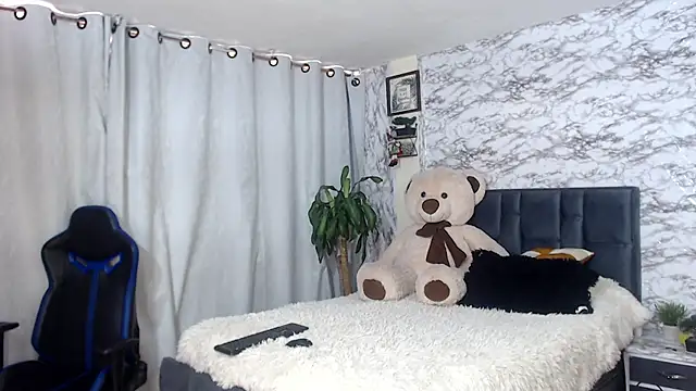 anne parker online show from December 12, 6:21 pm