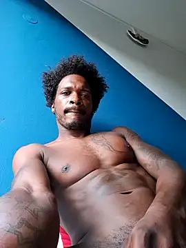 Snapshot of pikolo97 chatting on November 6, 10:16 am pikolo97 online show from November 6, 10:16 am