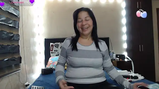 Snapshot of Rachell_111 chatting on March 12, 12:42 am Rachell 111 online show from March 12, 12:42 am