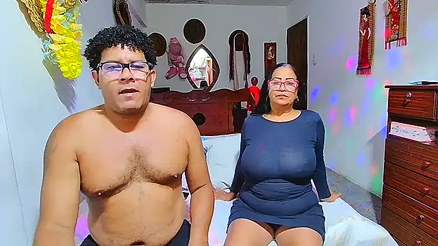 rosi pamela online show from May 8, 2:00 pm