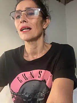 Snapshot of MireyaTorresGu chatting on July 7, 1:15 pm MireyaTorresGu online show from July 7, 1:15 pm
