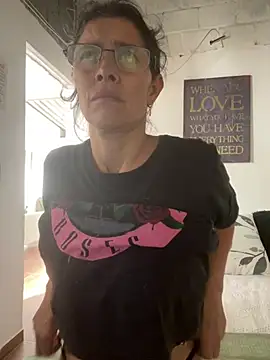 Snapshot of MireyaTorresGu chatting on July 12, 3:36 pm MireyaTorresGu online show from July 12, 3:36 pm