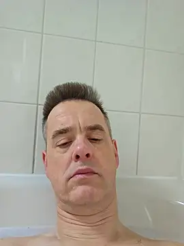 Snapshot of Hectorthyssen1 chatting on January 3, 1:47 pm Hectorthyssen1 online show from January 3, 1:47 pm