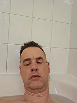 Snapshot of Hectorthyssen1 chatting on February 3, 7:52 pm Hectorthyssen1 online show from February 3, 7:52 pm