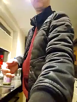 Snapshot of Hectorthyssen1 chatting on February 27, 5:34 am Hectorthyssen1 online show from February 27, 5:34 am