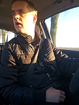 Snapshot of Hectorthyssen1 chatting on March 5, 4:24 pm Hectorthyssen1 online show from March 5, 4:24 pm