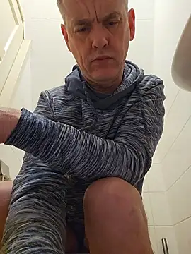 Hectorthyssen1 online show from January 8, 3:58 pm