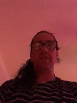 Snapshot of ingrid1982 chatting on February 21, 4:05 pm ingrid1982 online show from February 21, 4:05 pm