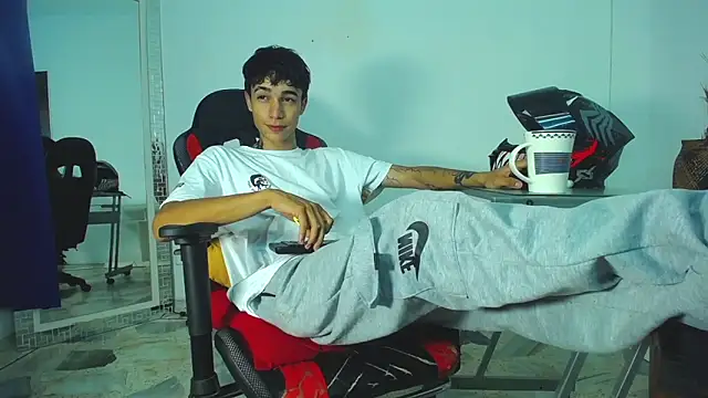 Zacktk7 online show from January 14, 8:04 pm