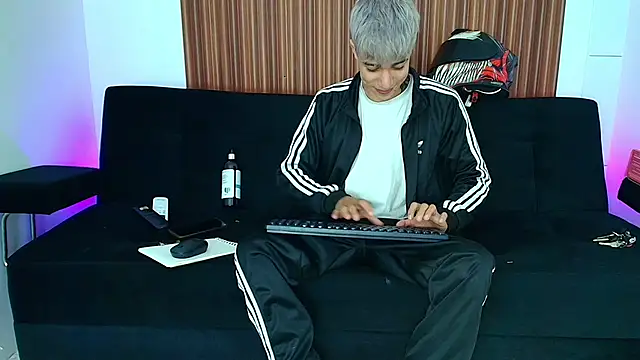 Zacktk7 online show from March 7, 11:05 pm