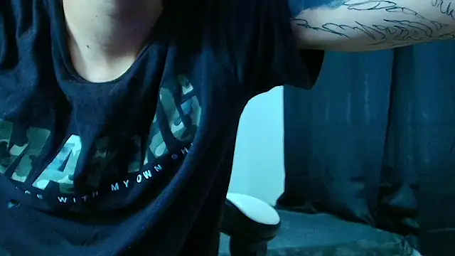 Zacktk7 online show from March 8, 12:30 pm