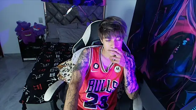 Zacktk7 online show from April 27, 8:40 pm