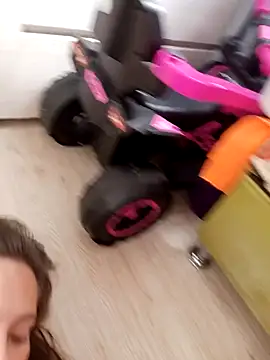 Mari-ana1 online show from February 7, 8:20 pm