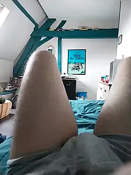 JulesG18 online show from March 6, 10:34 am