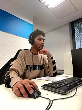 Ryan-hot online show from January 9, 1:14 pm