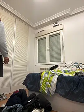 Ryan-hot online show from March 13, 3:18 pm