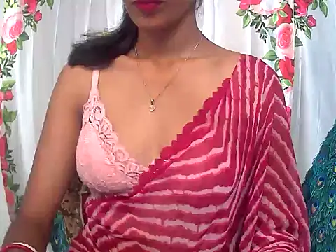 Snapshot of sexy_janu25 chatting on February 26, 4:44 am sexy janu25 online show from February 26, 4:44 am