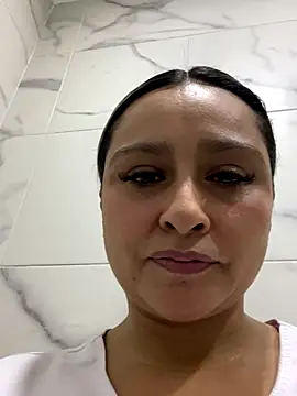 Snapshot of Keittly_ chatting on November 4, 5:45 pm Keittly online show from November 4, 5:45 pm