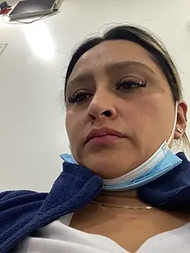 Snapshot of Keittly_ chatting on November 23, 12:38 pm Keittly online show from November 23, 12:38 pm