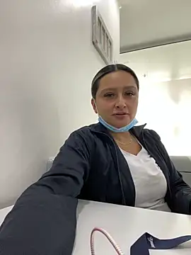 Snapshot of Keittly_ chatting on November 27, 6:21 pm Keittly online show from November 27, 6:21 pm