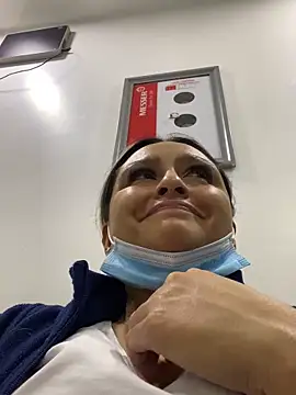 Snapshot of Keittly_ chatting on December 5, 2:53 am Keittly online show from December 5, 2:53 am