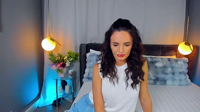Snapshot of CarlaWhite chatting on May 28, 3:37 am CarlaWhite online show from May 28, 3:37 am