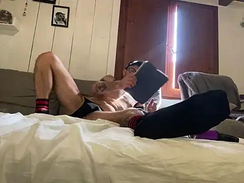 trebord77 online show from March 1, 12:34 pm