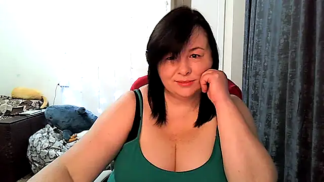 EmiliaLooo online show from January 12, 3:34 am