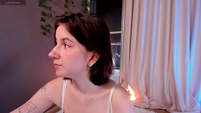 Snapshot of mind_game chatting on January 17, 8:34 am mind game online show from January 17, 8:34 am