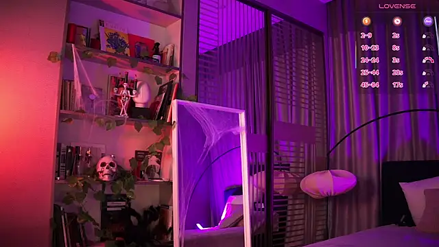 Snapshot of mind_game chatting on October 29, 5:42 am mind game online show from October 29, 5:42 am