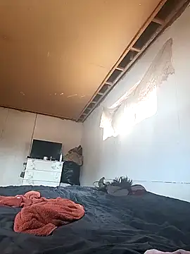 Snapshot of teebitch93 chatting on December 9, 12:08 pm teebitch93 online show from December 9, 12:08 pm