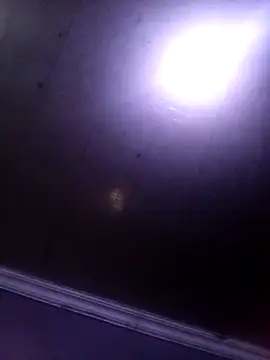 Snapshot of teebitch93 chatting on February 16, 4:47 pm teebitch93 online show from February 16, 4:47 pm