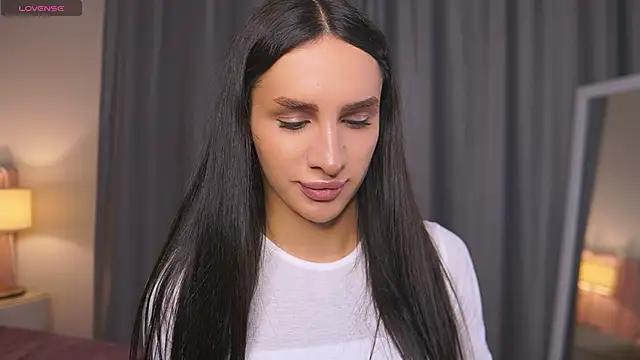 Kim Oberlin  online show from November 5, 11:10 am