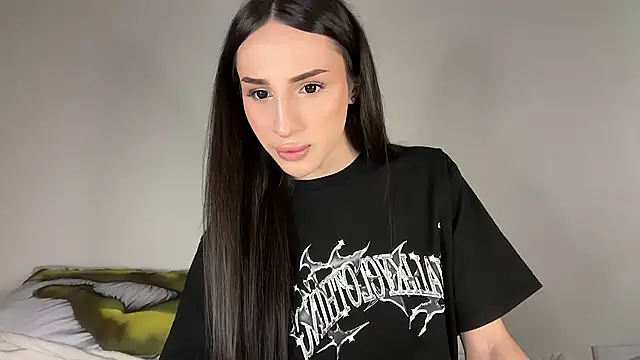 Kim Oberlin  online show from March 1, 11:01 am