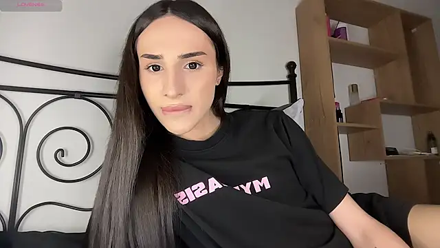 Kim Oberlin  online show from July 4, 3:07 pm