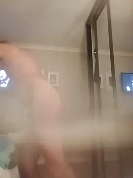 bennyboi1985 online show from June 1, 10:00 pm