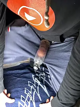 Snapshot of Gilgamesch1704 chatting on January 4, 2:56 am Gilgamesch1704 online show from January 4, 2:56 am