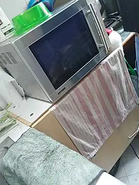 Snapshot of Gilgamesch1704 chatting on March 2, 8:05 am Gilgamesch1704 online show from March 2, 8:05 am