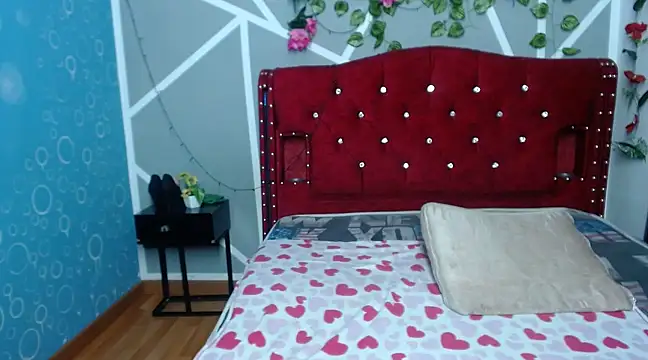 stephanieross202cl online show from February 1, 6:43 am