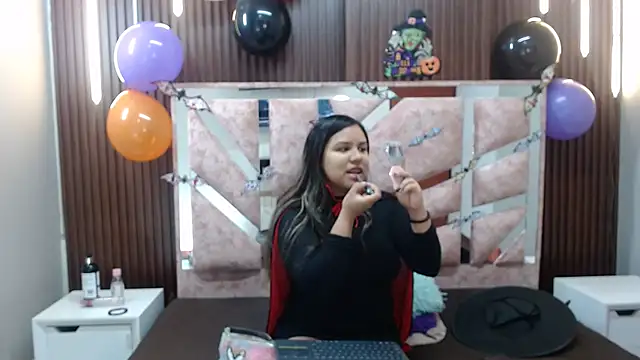 stephanieross202cl online show from October 31, 3:51 am