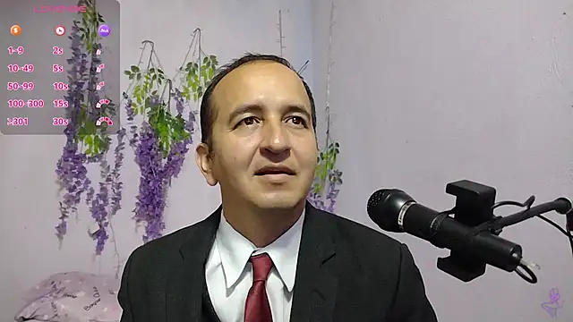 yazforeSolo online show from September 27, 3:17 pm