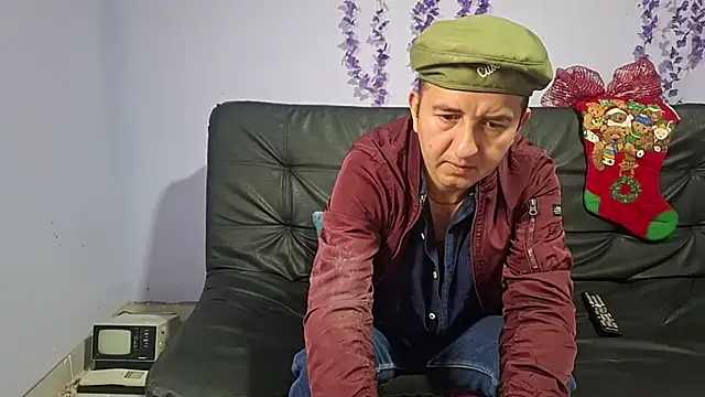 yazforeSolo online show from November 26, 2:29 pm