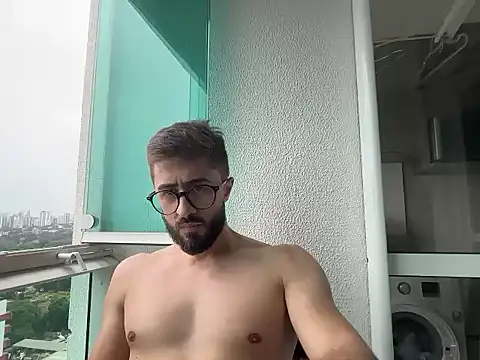 Snapshot of gabrielc27 chatting on November 15, 4:36 pm gabrielc27 online show from November 15, 4:36 pm