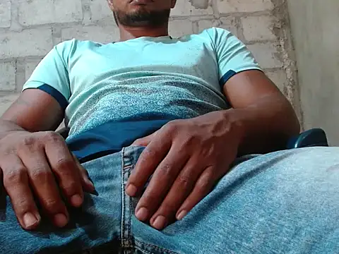 fernandez latinblackk online show from October 28, 8:33 pm