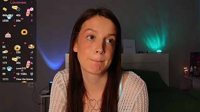 Snapshot of Sweet_Evva chatting on November 1, 9:28 pm Sweet Evva online show from November 1, 9:28 pm