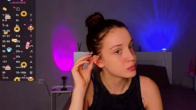 Snapshot of Sweet_Evva chatting on November 22, 5:01 pm Sweet Evva online show from November 22, 5:01 pm