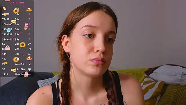 Snapshot of Sweet_Evva chatting on February 22, 7:23 pm Sweet Evva online show from February 22, 7:23 pm