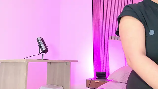 Snapshot of Sofia_martiin chatting on March 1, 3:08 am Sofia martiin online show from March 1, 3:08 am