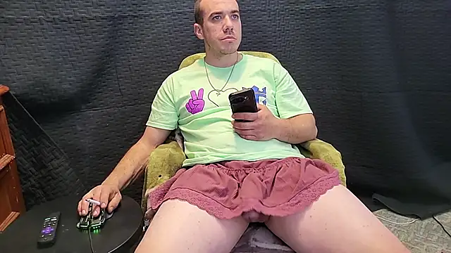 ScubaStevex online show from November 29, 11:35 am