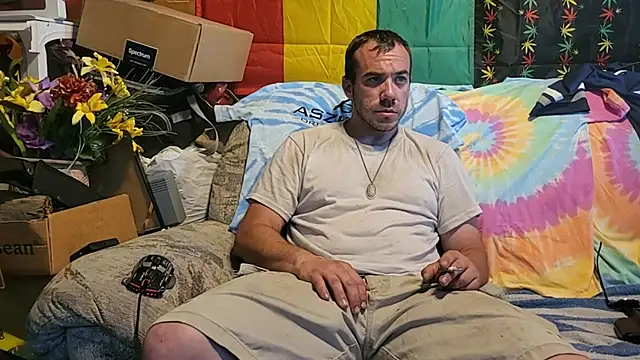 ScubaStevex online show from June 3, 4:45 pm